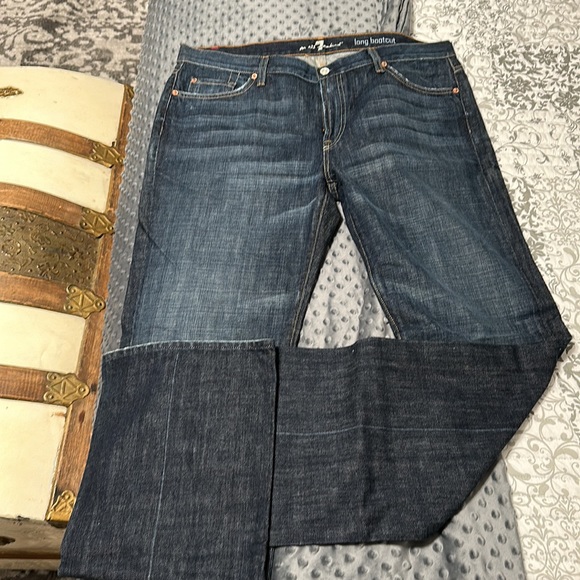 One pair of men’s Vintage 7 For All Mankind Bootcut Jeans. - Picture 5 of 5